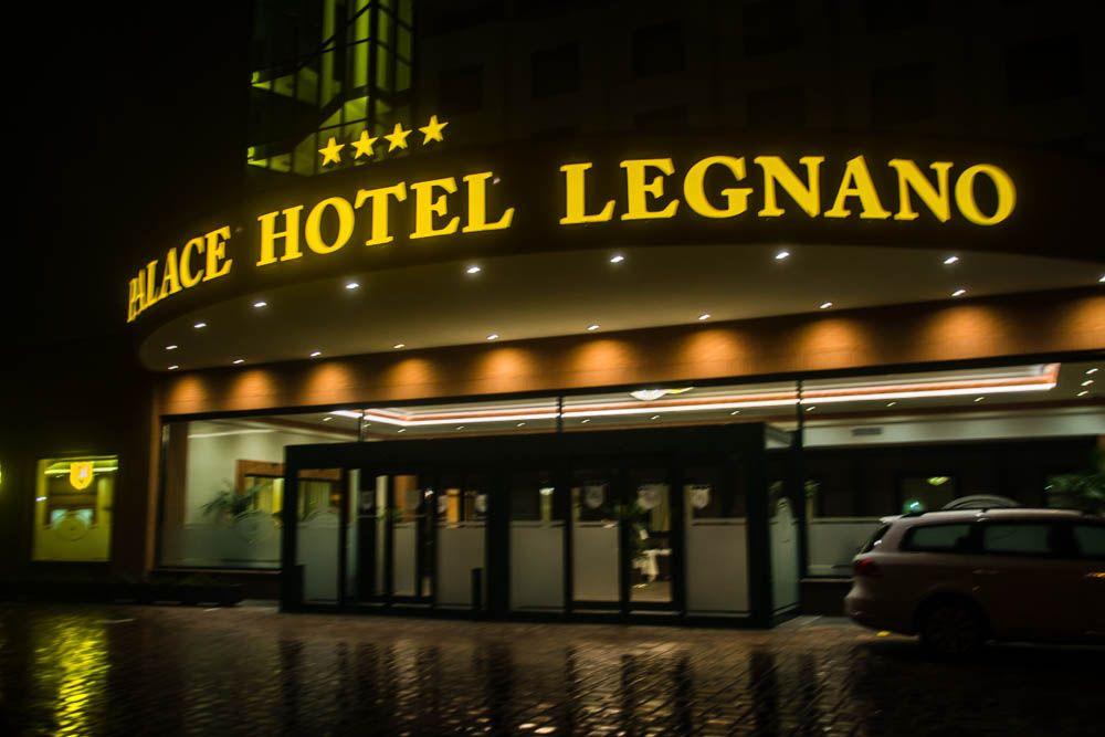 Palace Hotel Legnano Esterno foto